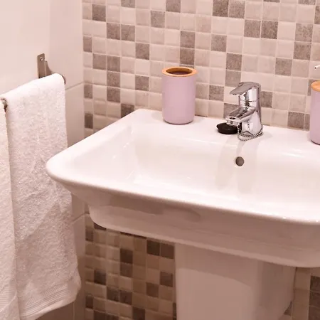 Alhambra.mesones 4 Apartamento *
