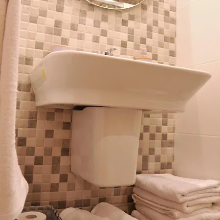 Alhambra.mesones 4 Apartamento *